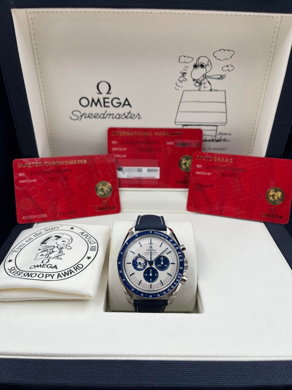 Omega Speedmaster Snoopy Award 50th Anniversary 310.32.42.50.02.001 Unworn 2025