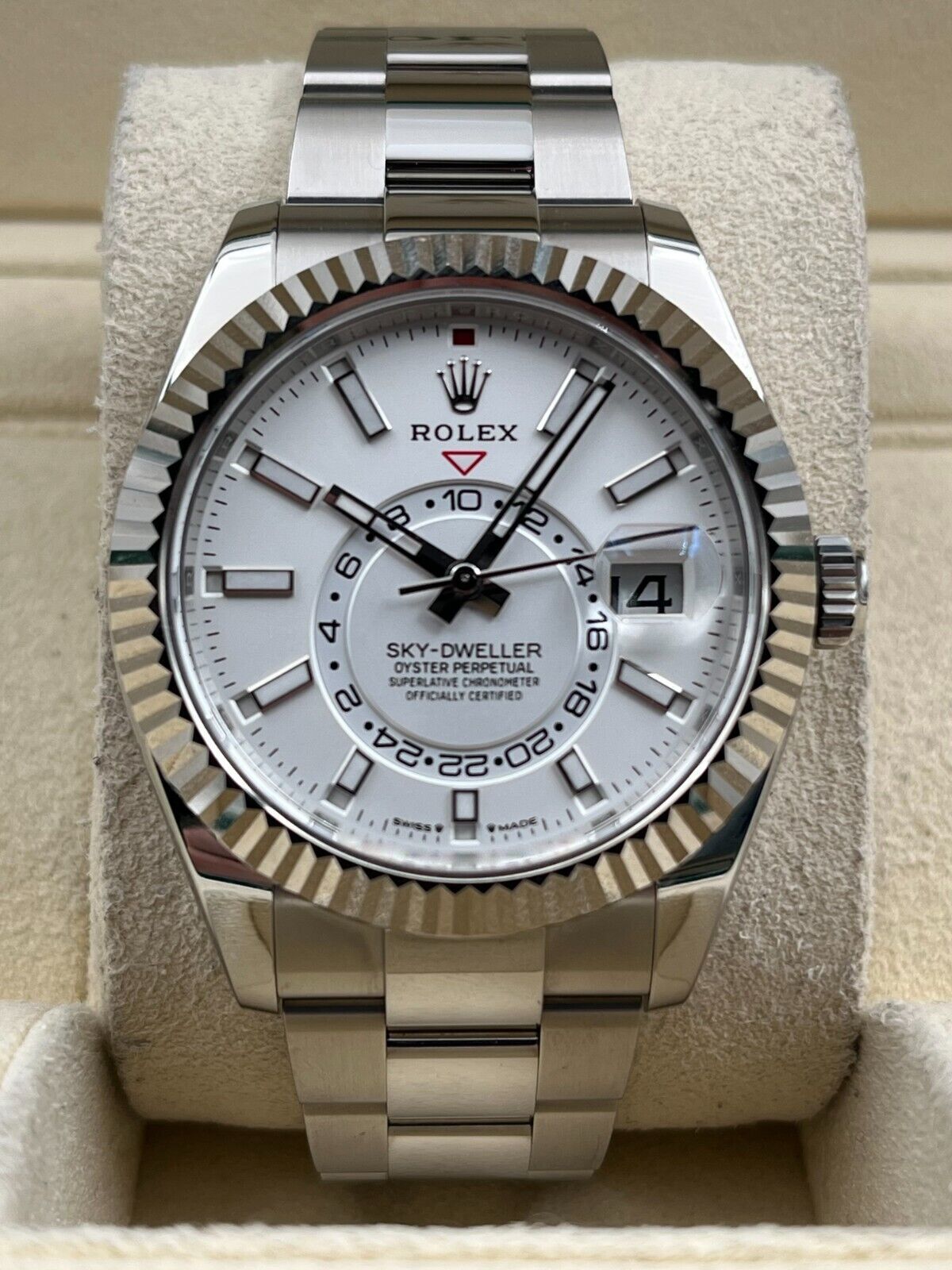 Rolex Skydweller White Dial Stainless Steel Oyster Bracelet 336934 Box & Papers 2024