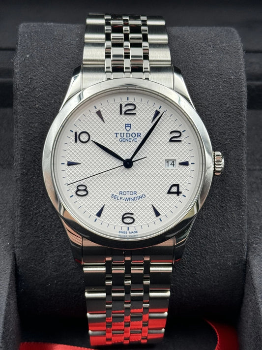 Tudor 1926 41mm White Dial Blue Hour Markers 91650 Box & Papers 2025