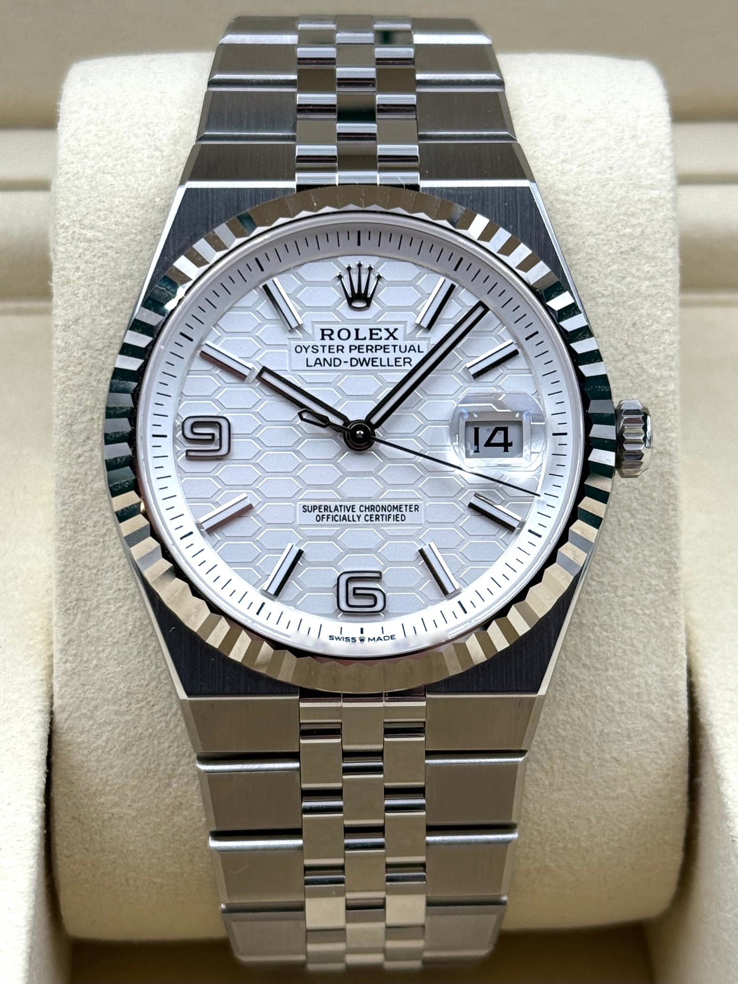 Rolex Land-Dweller 40mm Stainless Steel Bracelet 127334 Box & Papers 2025