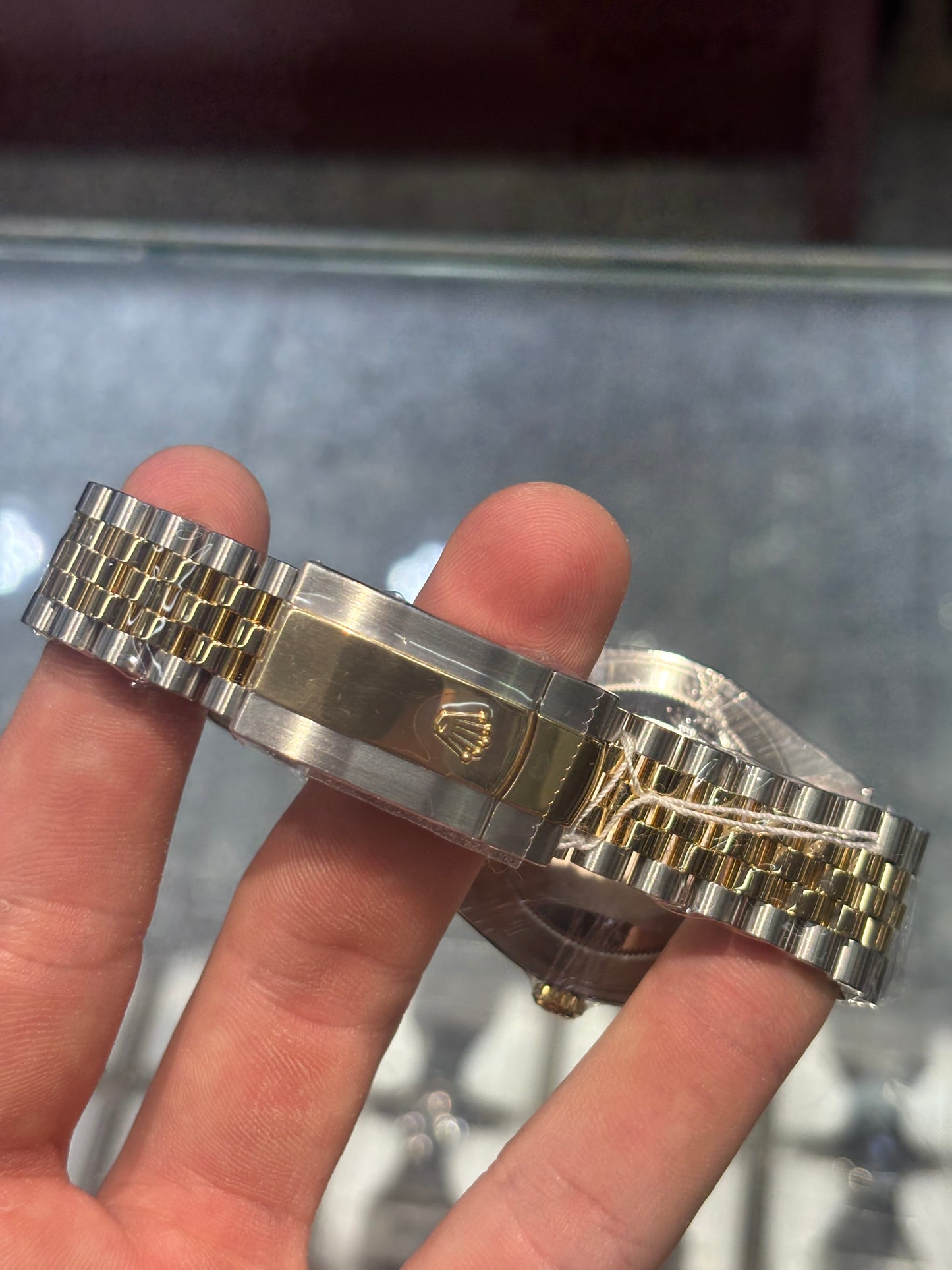 Rolex Datejust 41mm MOP Diamond Fluted Jubilee Bracelet Box and Papers 162333