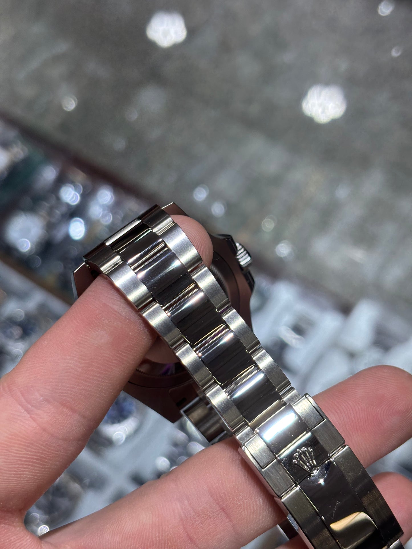 Rolex GMT-Master II Pepsi Oyster Bracelet 126710BLRO Papers 2024